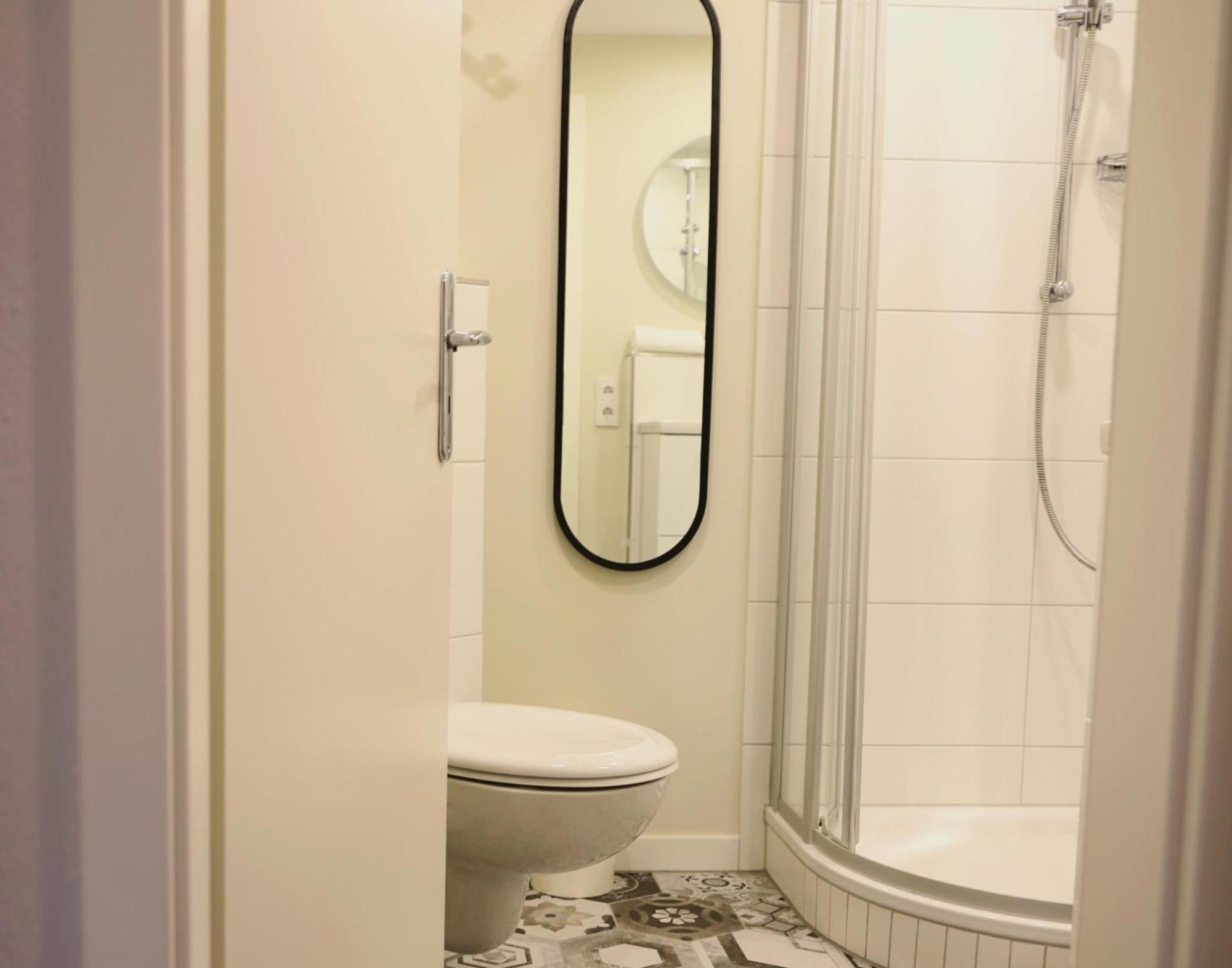 Morderne 3-Zimmerwohnung In Einer Hausscheibe Unter Reet ヴェスターラント エクステリア 写真